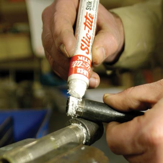 pics/LA-CO/Slic-Tite Stik/la-co-slic-tite-stik-thread-sealant-with-ptfe-2.jpg